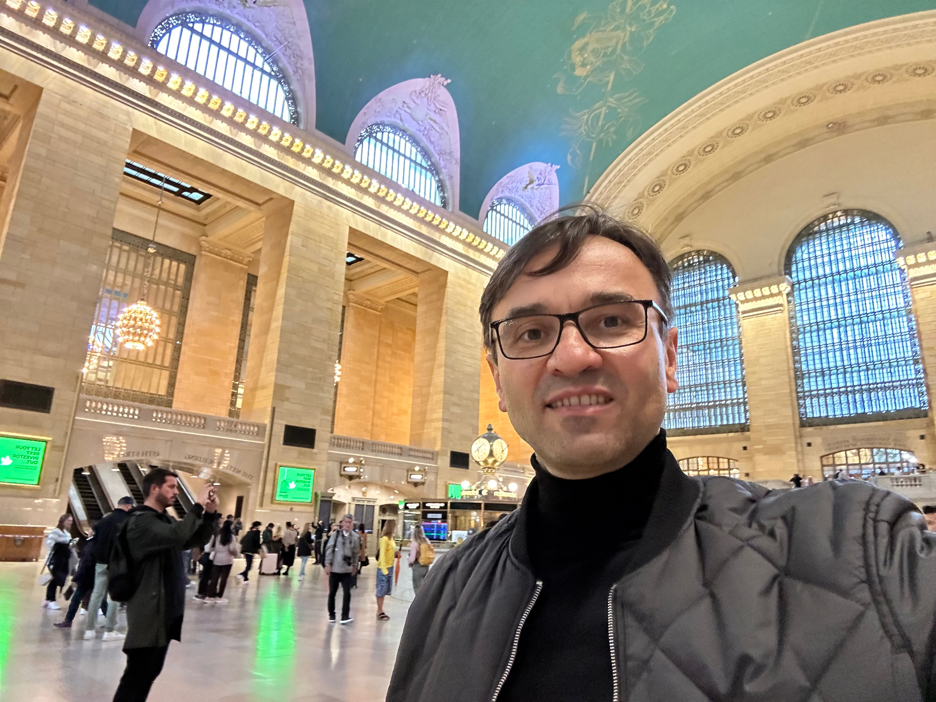 Inside Grand Central Terminal - the beautiful celestial ceiling and grand architecture of this historic train station